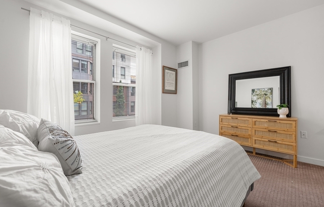 1 bed, 1 bath, 738 sqft, $3,800, Unit 206