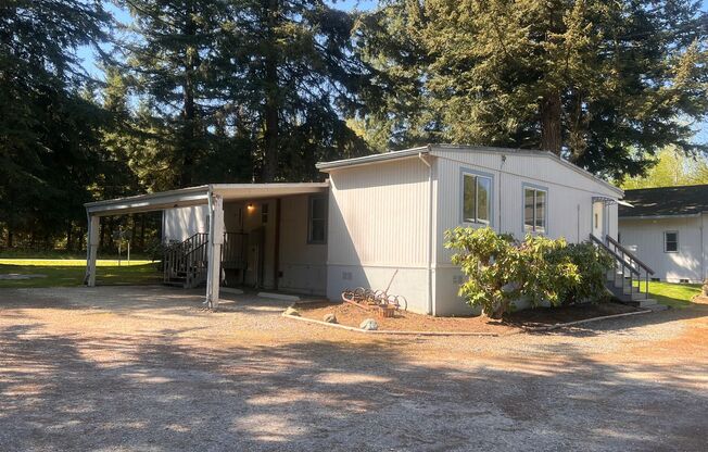Spacious living meets rural charm - 3 bedroom in Custer