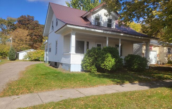 713-713 1/2 13th Avenue