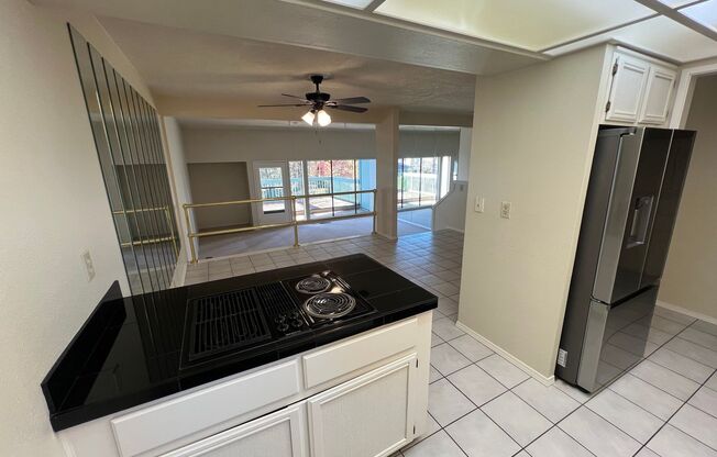 2 beds, 2 baths, $2,395, Unit # 13