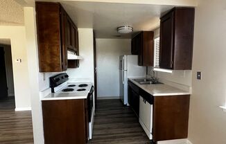 801-Monterey Apartments