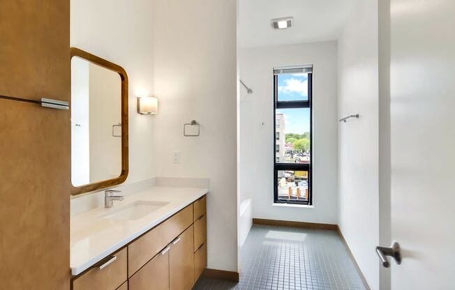 1 bed, 1 bath, 694 sqft, $1,375, Unit A419