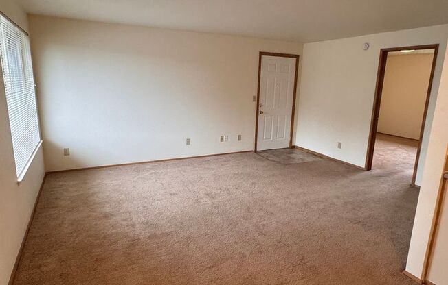 1 bed, 1 bath, 725 sqft, $1,095, Unit 3679F