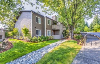 Onyx Apartments in Redmond