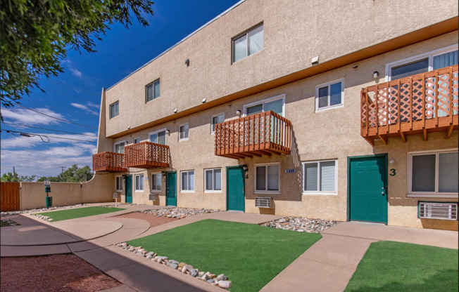 2 beds, 1.5 baths, 1,200 sqft, $1,249, Unit 1416-01