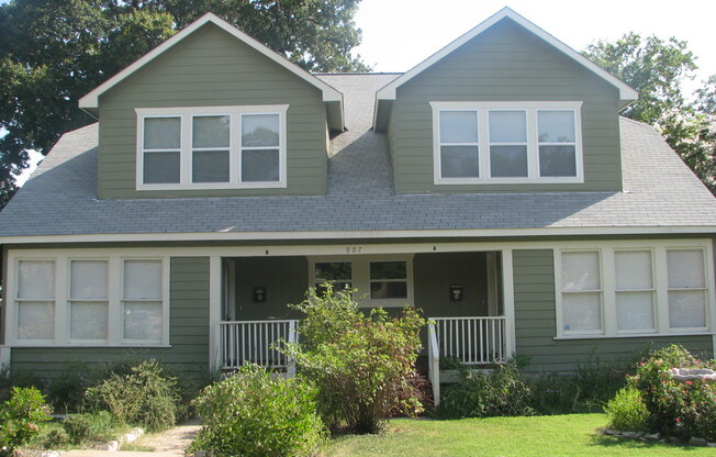907 West 30th Street