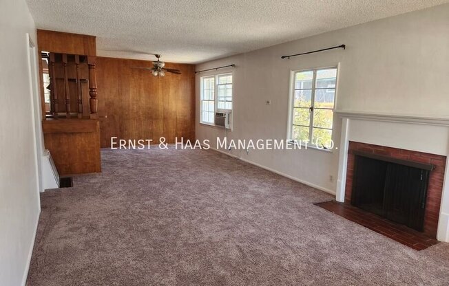 1079 E TERRACE DR