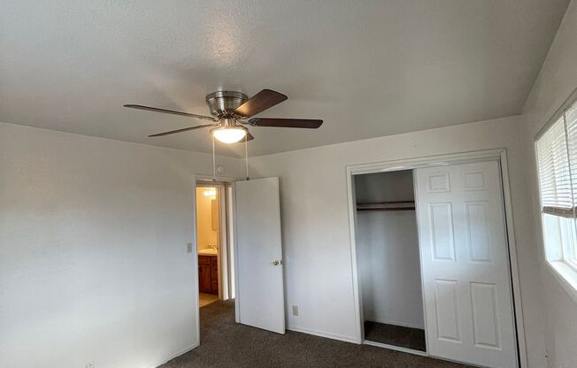 2 beds, 1 bath, 800 sqft, $1,195, Unit 752