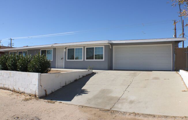 Modern Living in California City