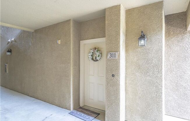 2 Bedroom Corner Unit in Canyon Point, Aliso Viejo!