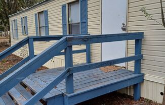 2 beds, 1 bath, $750, Unit Lot 7