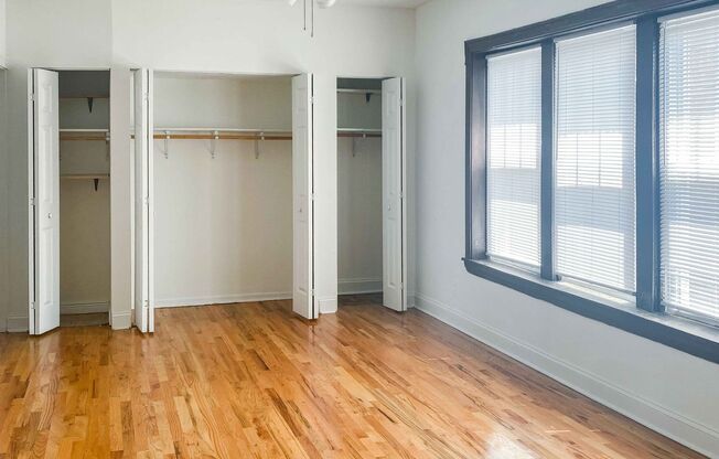 1 bed, 1 bath, 660 sqft, $2,150, Unit 3527.5-3E