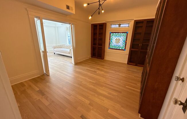2 beds, 1 bath, $3,750