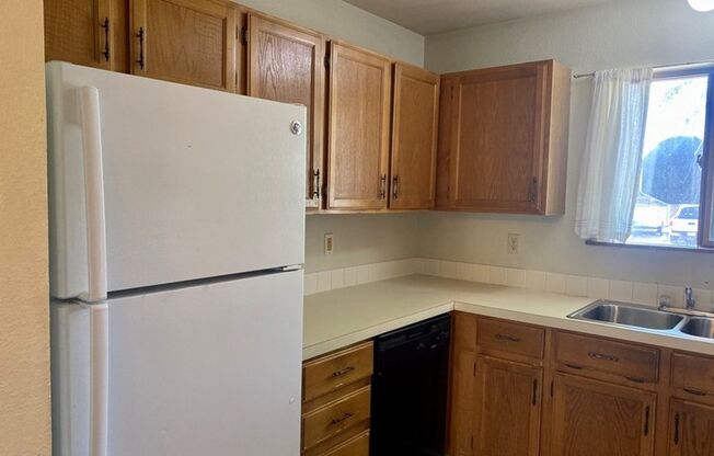 Awesome Home on Cul-du-Sac Near the Foothills!