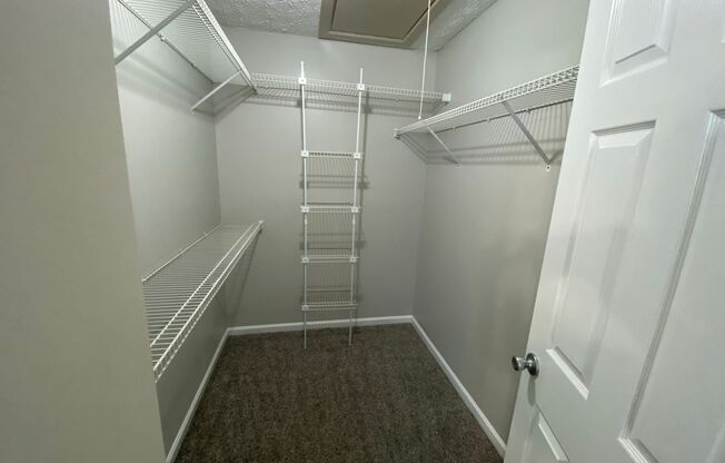 2 beds, 2.5 baths, 1,350 sqft, $1,695, Unit 23