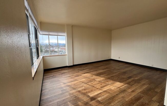 2 beds, 1 bath, 650 sqft, $1,495, Unit 703