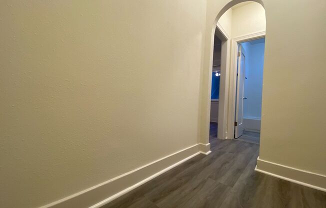 Studio, 1 bath, 500 sqft, $1,695, Unit 305