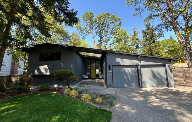 Midcentury modern 4-bedroom, 3-bathroom home tucked into Beaverton’s Highland neighborhood
