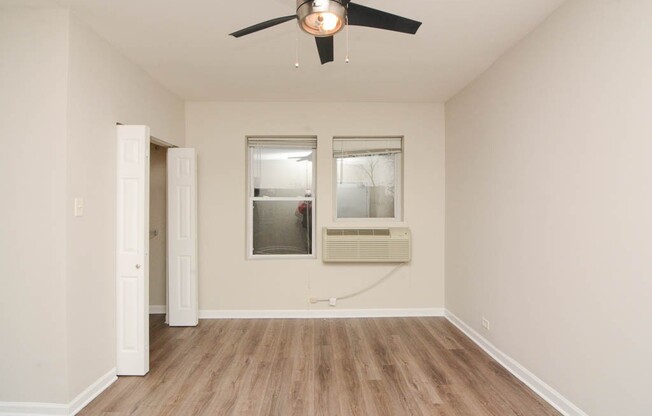 1627 Humboldt Blvd.