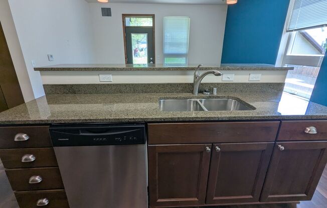 1 bed, 1 bath, 625 sqft, $1,760, Unit 105