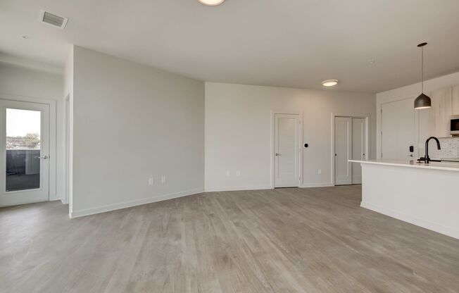 2 beds, 2 baths, 1,000 sqft, $2,199, Unit 402