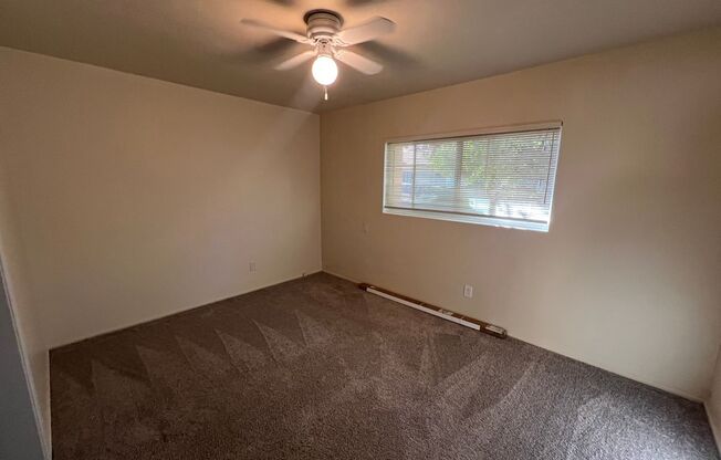 2 beds, 1 bath, $1,700, Unit 220