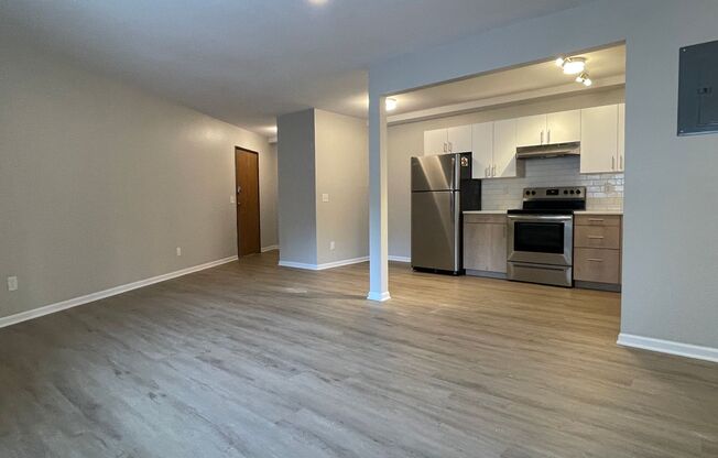 2 beds, 1 bath, $1,299, Unit #4