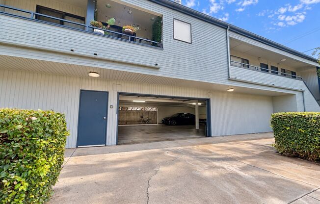 3601 Jasmine Ave.