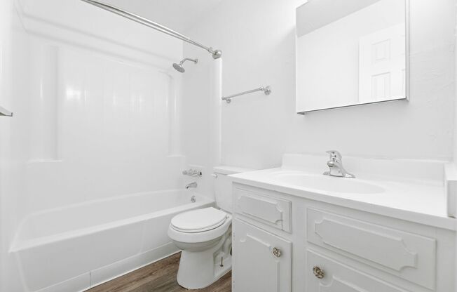 1 bed, 1 bath, 680 sqft, $1,025, Unit 377-301