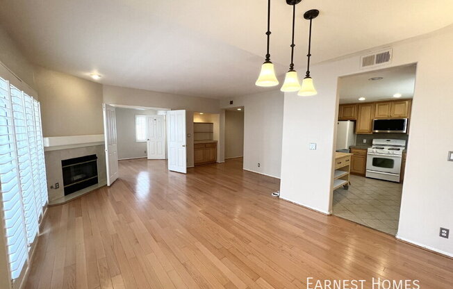 1811 MANNING AVE