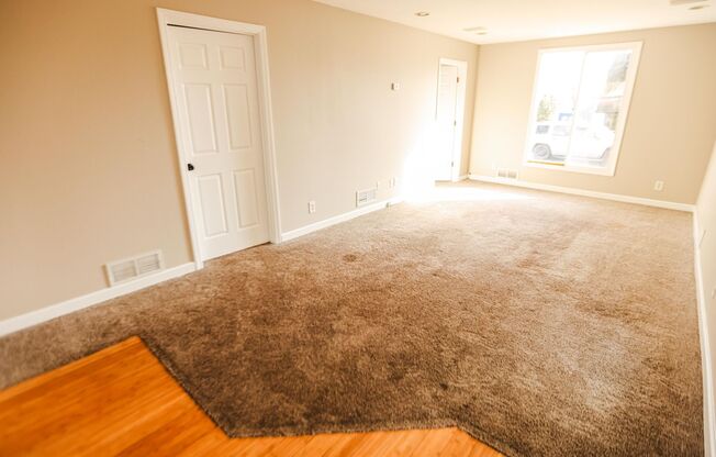 Well maintaned and clean two bedroom home for rent!