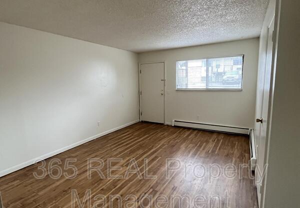 2515 W 27 ST