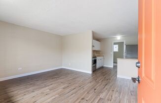 1BR/1BA Newly Remodeled Apartment
