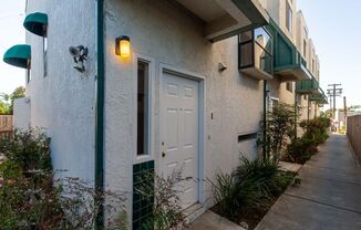 2 beds, 1.5 baths, $2,995, Unit UNIT E