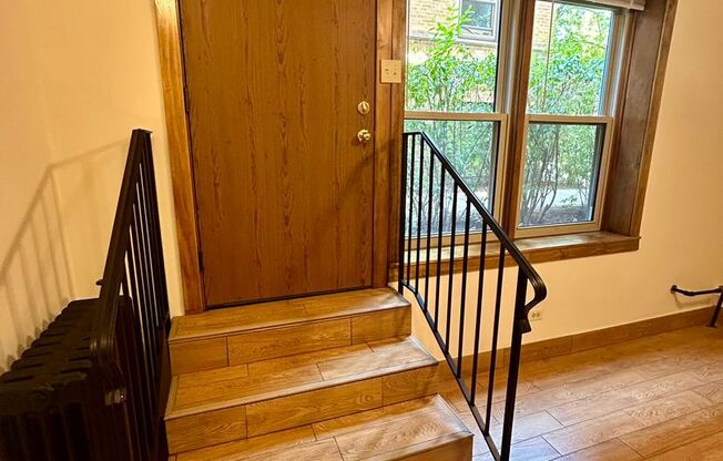 1 bed, 1 bath, 425 sqft, $1,765, Unit 233-G2