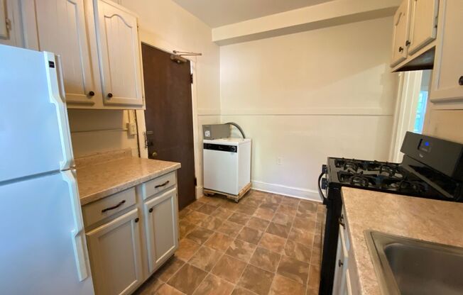 1 bed, 1 bath, $1,125, Unit 1