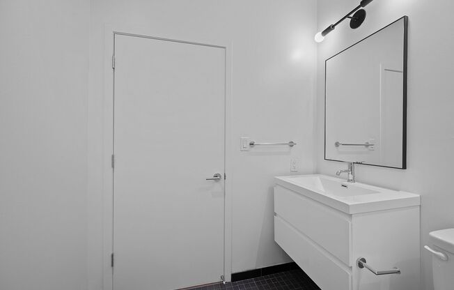 1 bed, 1 bath, 735 sqft, $1,816, Unit 100-514