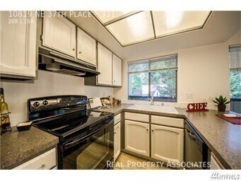 10819 NE 37th Place
