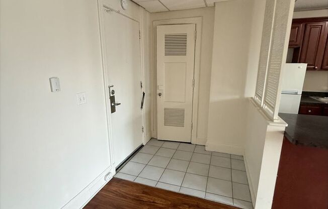 Studio, 1 bath, 224 sqft, $1,125, Unit 530