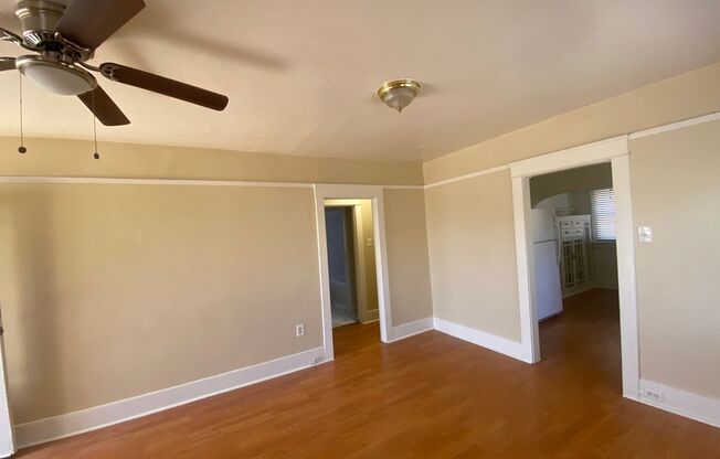 2 beds, 1 bath, $3,295