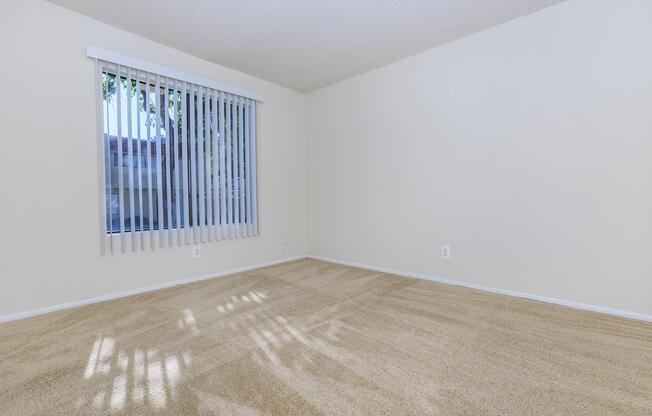 2 beds, 2 baths, 1,074 sqft, $2,515