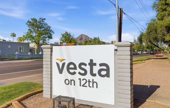 2 beds, 2 baths, 952 sqft, $1,150, Unit 230