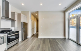1 bed, 1 bath, 600 sqft, $2,295, Unit 8
