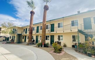 3772 Royal Crest Apartment
