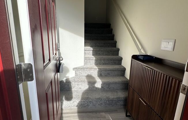 Beautiful NEW BUILT 2 Bedroom 2 Bath Townhouse!!! Property Won't Last Long!!!