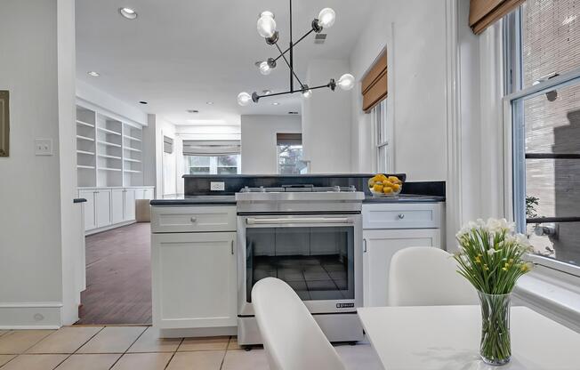 2013 KALORAMA RD NW
