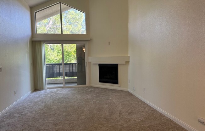 1 bed, 1 bath, 610 sqft, $2,450, Unit 322