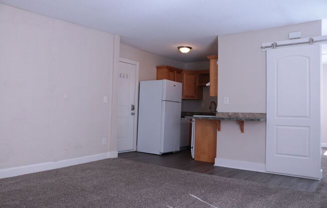 1 bed, 1 bath, 600 sqft, $775