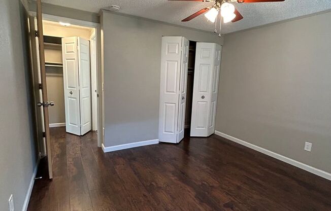 1 bed, 1 bath, 576 sqft, $1,150, Unit 233