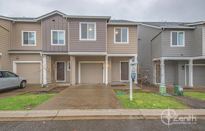 8515 NE 13 PL